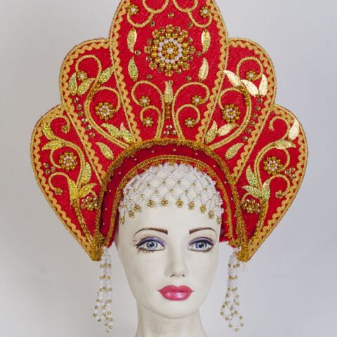 Кокошник "София"